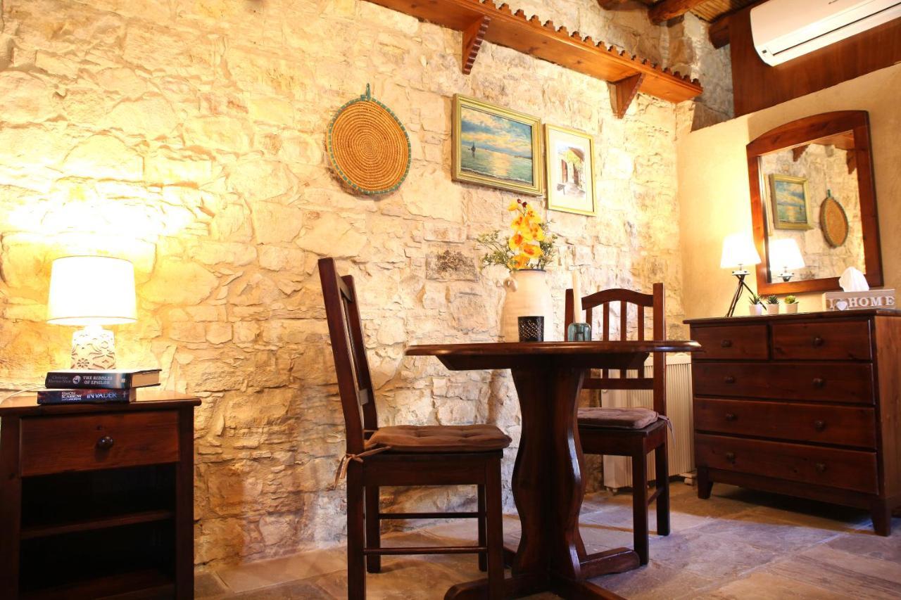 Agrovino Lofou Hotel Exterior photo