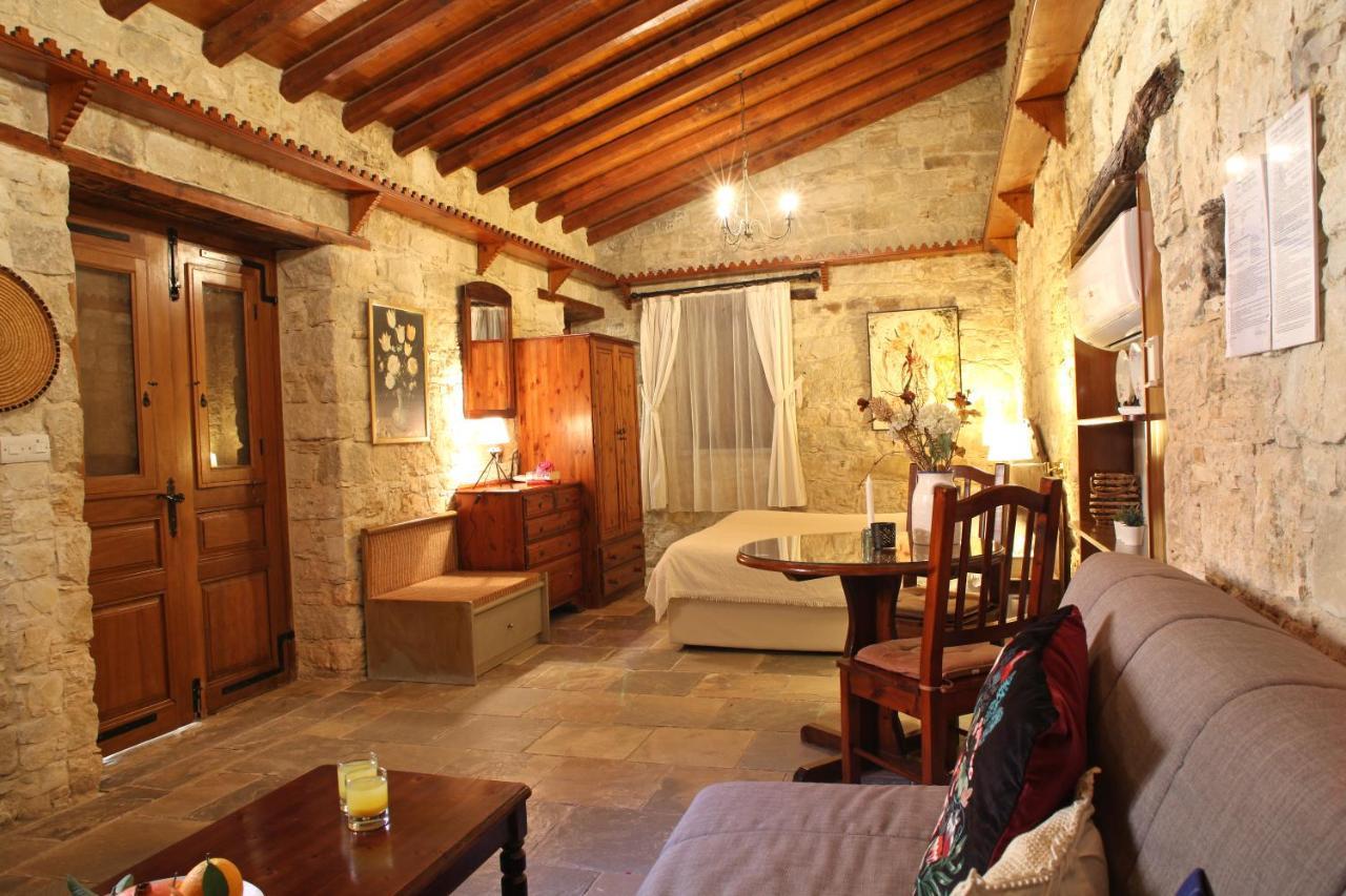 Agrovino Lofou Hotel Exterior photo