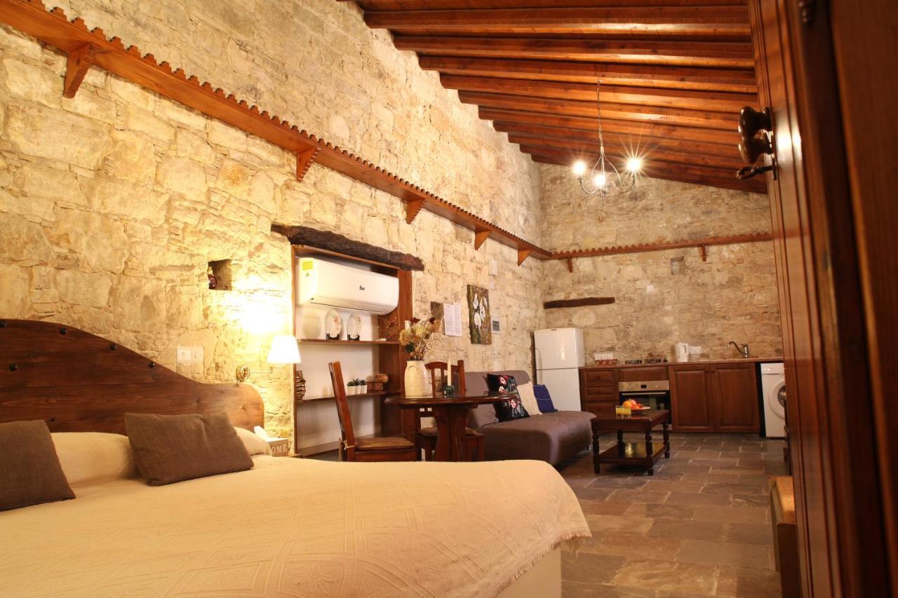 Agrovino Lofou Hotel Exterior photo