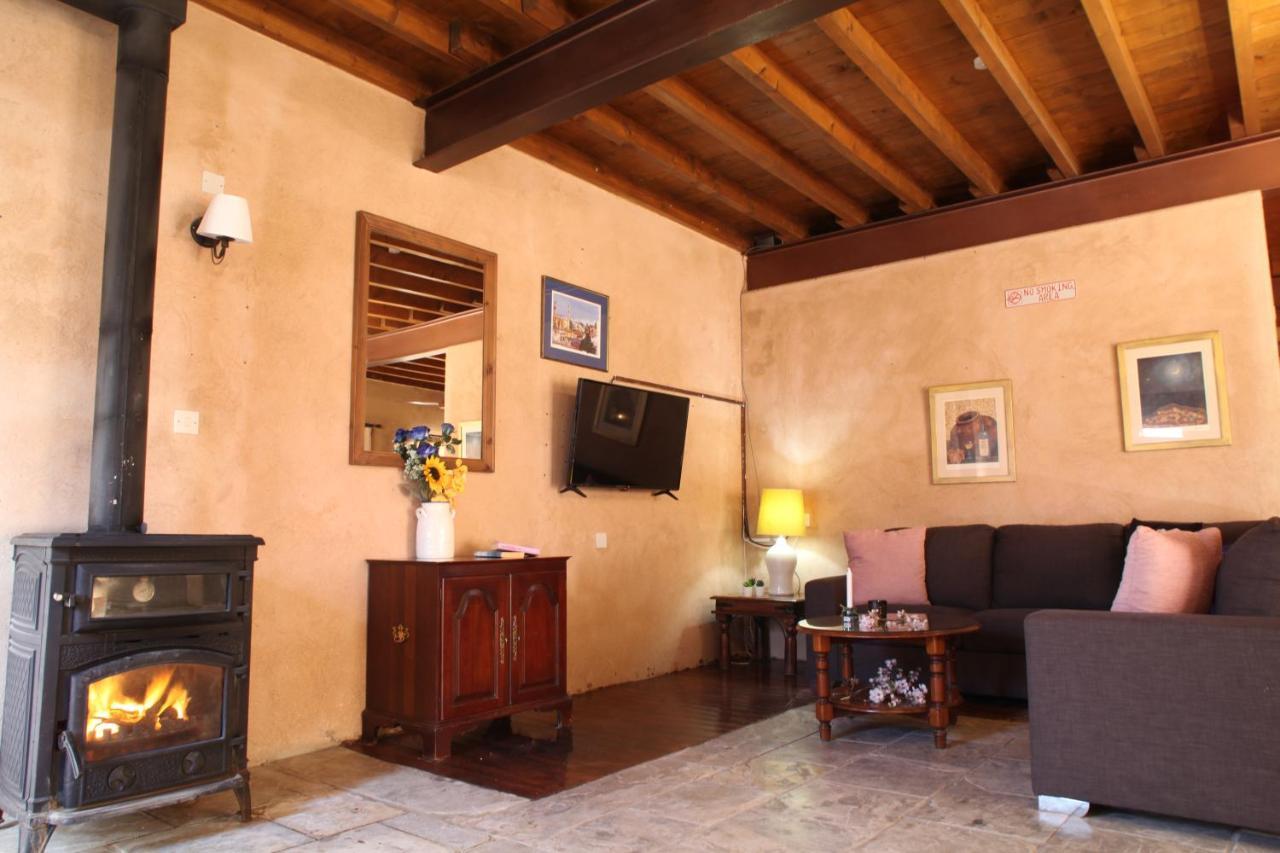 Agrovino Lofou Hotel Exterior photo